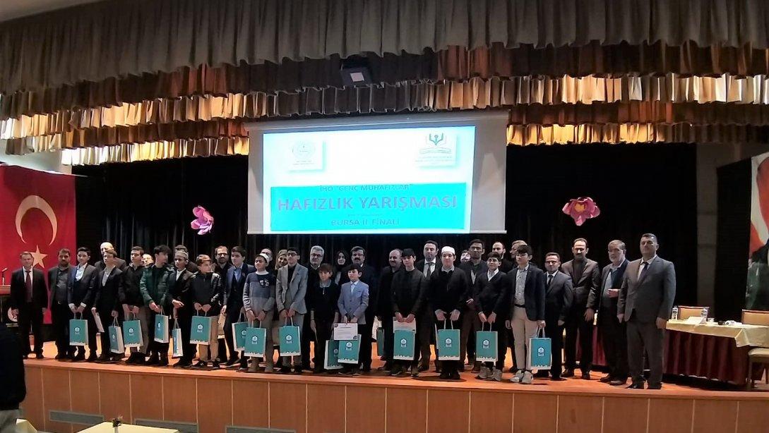 Bursa Okullar Arası Ezan Okuma ve Hafızlık Yarışması İlçemizde Yapıldı